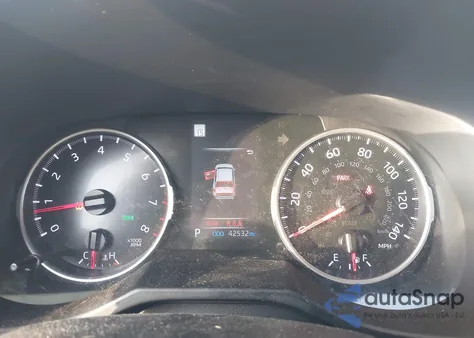 2022 Toyota Rav4 Xle z USA, uszkodzony, nr VIN 2T3W1RFV5NW218341